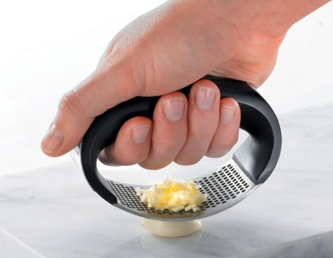 garlic press